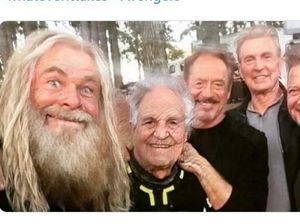 Kocak! Begini Jadinya Kalau Avengers Ikut Age Challenge Kocak! Begini Jadinya Kalau Avengers Ikut Age Challenge