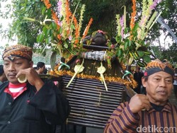 Tradisi Larung Kepala Kerbau di Trenggalek Digelar Tiap Jumat Kliwon