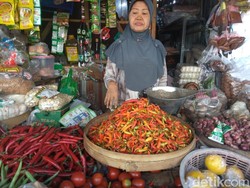 Pasokan Kurang, Harga Cabai Meroket