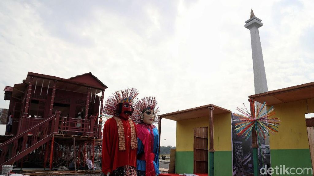 Yuk, Intip Persiapan Lebaran Betawi 2019 di Monas Yuk, Intip Persiapan Lebaran Betawi 2019 di Monas