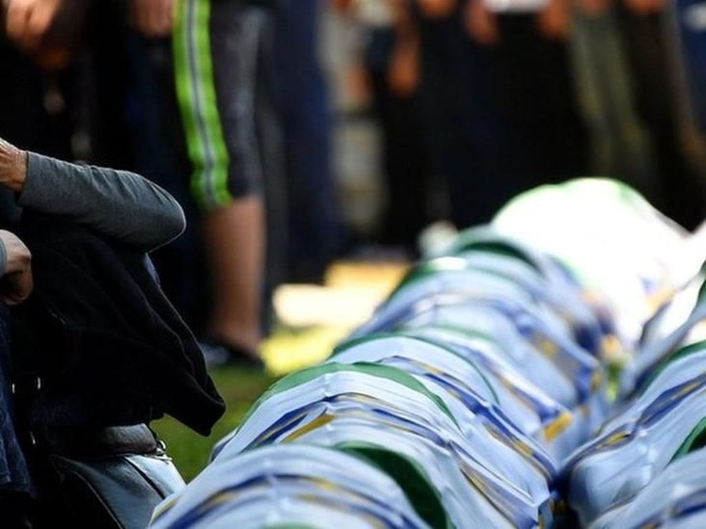 Tentara Belanda Ikut Bertanggung Jawab Atas Pembantaian 350 Muslim Bosnia Tentara Belanda Ikut Bertanggung Jawab Atas Pembantaian 350 Muslim Bosnia