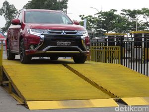 Mobil Hybrid Tak Dapat Perlakuan Spesial, Merasa Dianaktirikan? Mobil Hybrid Tak Dapat Perlakuan Spesial, Merasa Dianaktirikan?