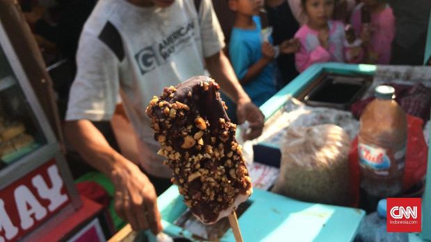 Es goyang milik Opik, yang biasa berjualan di pasar kambing, Tanah Abang.