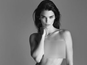 Heboh George Floyd, Kendall Jenner Kembali Dihantui Iklan Bermasalah