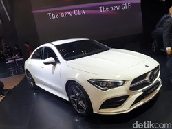 Kelakar Menperin pada Mercy, Kalau Mau Ikut GIIAS Harus Jadi Anggota