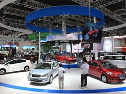 4 Tips Ampuh Berburu Mobil Baru dan Berkualitas Saat Pameran