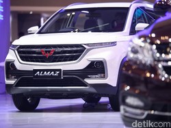 GIIAS 2019: Beda 4 Tipe Wuling Almaz, yang Murah Dapat Apa Saja?