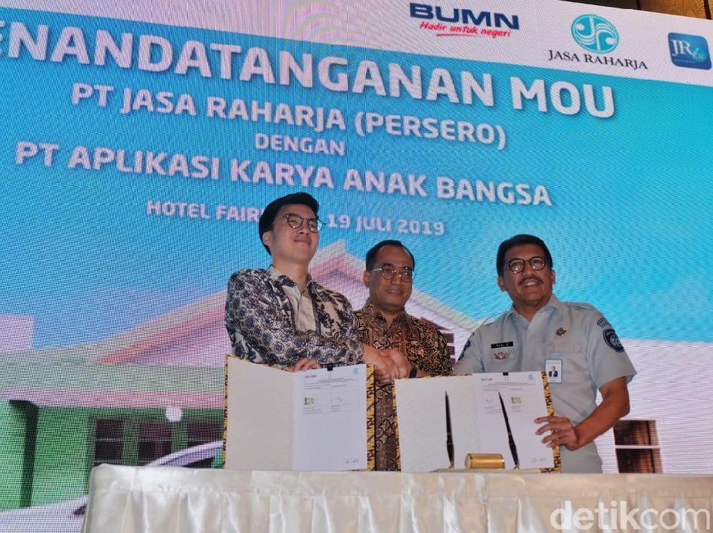 Pengguna & Mitra Go-Jek Dijamin Jasa Raharja, Menhub: Kita Apresiasi! Pengguna & Mitra Go-Jek Dijamin Jasa Raharja, Menhub: Kita Apresiasi!