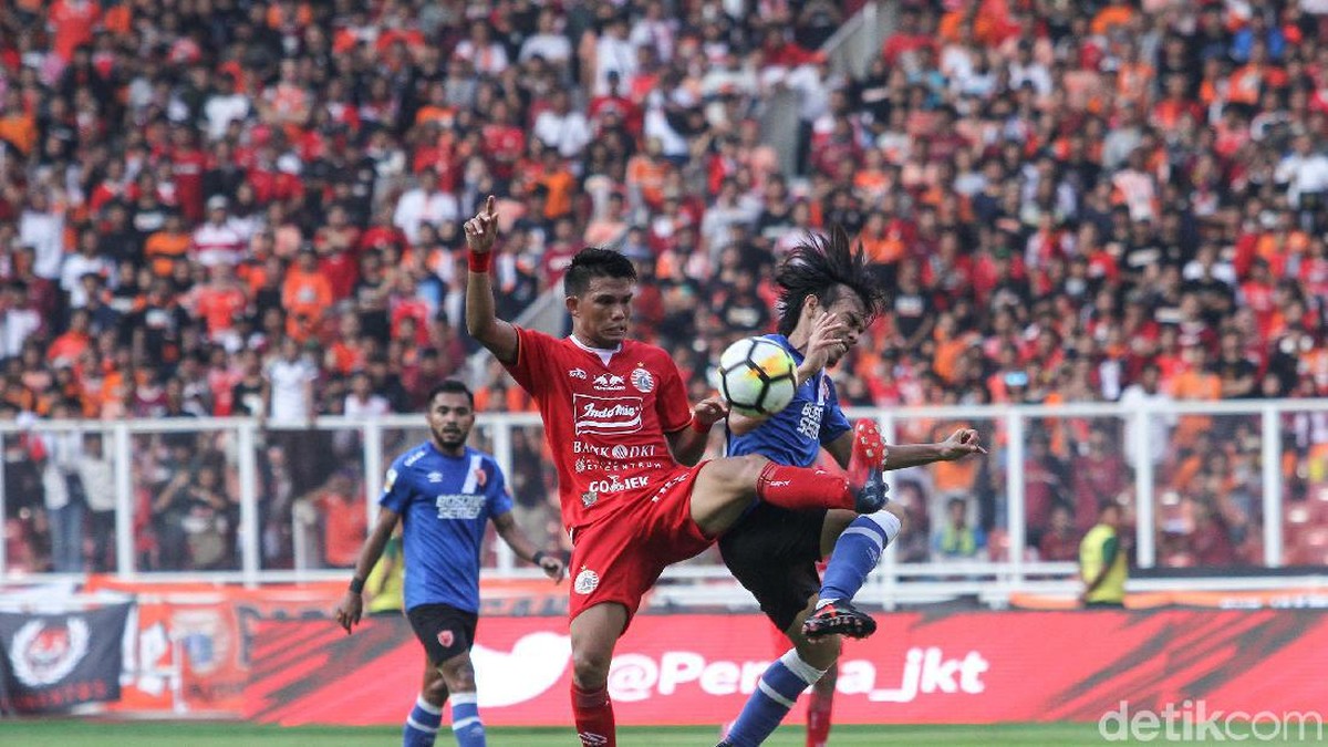 Jadwal Liga 1 hari ini mempertemukan  Persipura Jayapura vs Persija Jakarta dan Arema FC vs Persib Bandung (Rifkianto Nugroho)