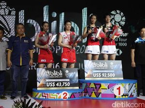 Yuki/Sayaka Juara Ganda Putri Indonesia Open