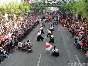 Risma Sebut Keramahan dan Kebersihan Modal Surabaya Jadi Kota Wisata Risma Sebut Keramahan dan Kebersihan Modal Surabaya Jadi Kota Wisata