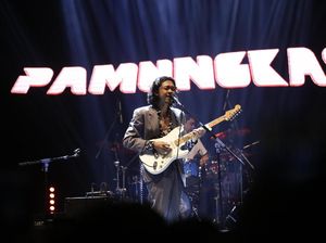 Pamungkas Belajar Musik dari YouTube dan John Mayer