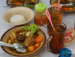 Foto Berkeliling Solo Menikmati Kuliner dan Destinasinya