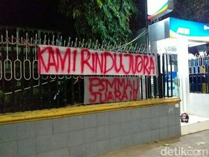 Suporter: PSM, Kami Rindu Juara! Suporter: PSM, Kami Rindu Juara!