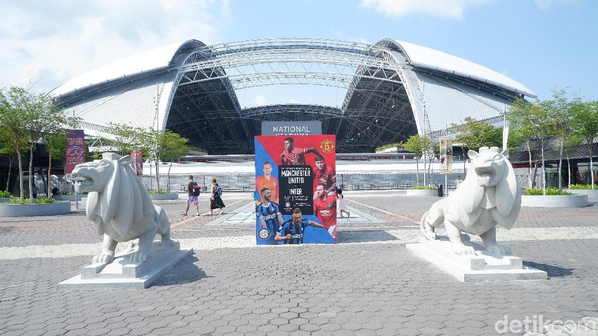 Penonton International Champions Cup 2019 dimanjakan dengan beberapa hiburan di sekitar area stadion. (Foto: Rifqi Ardita Widianto/detikcom)