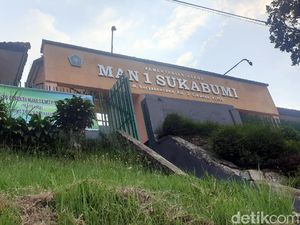 Guru MAN 1 Sukabumi Kecolongan soal Insiden Bendera Tauhid Guru MAN 1 Sukabumi Kecolongan soal Insiden Bendera Tauhid
