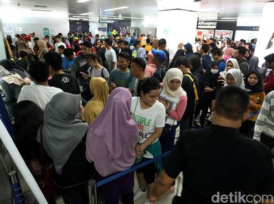MRT Jakarta Jadi Primadona Hiburan Warga Saat Liburan