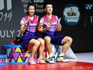 Zheng Si Wei/Huang Ya Qiong Juara Ganda Campuran