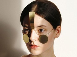 Unik, Perhiasan Wajah Dipakai Kelabui Teknologi Face Recognition