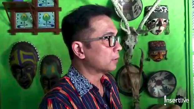 Khrisna Mukti, tetangga Nunung