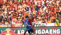 PSM berupaya mengejar ketertinggalan 0-1 di sisa waktu. Namun, kerja keras mereka tak membuahkan hasil. Persija pun menutup laga dengan kemenangan. PSM akan gantian menjadi tuan rumah di leg kedua. Laga kedua tim akan berlangsung, Minggu (28/7/2019).