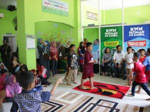 Wujudkan Mimpi Anak Korban Trauma di Sekolah Percaya Diri Wujudkan Mimpi Anak Korban Trauma di Sekolah Percaya Diri