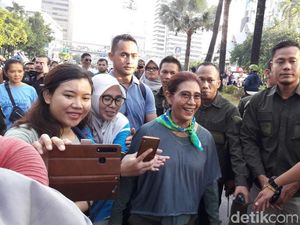 Menteri Susi: Pembuang Sampah Plastik Harus Ditenggelamkan!