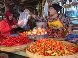 Lepas dari Jeratan Harga Cabai