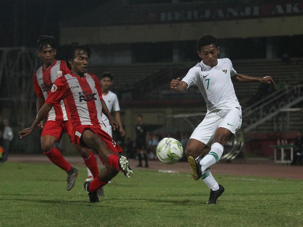 Laga Ujicoba: Timnas U-19 Kalahkan Deltras 1-0 Laga Ujicoba: Timnas U-19 Kalahkan Deltras 1-0