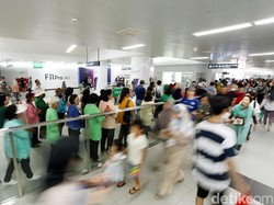 Demo Ganggu Perjalanan KRL, MRT Masih Beroperasi Normal