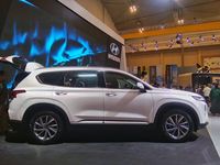 Inilah 2 Fitur Terbaru yang Ada di Santa Fe XG dan GLS