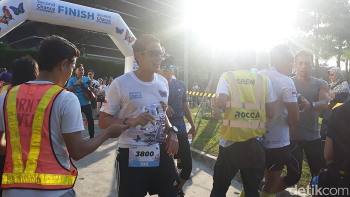 Sandiaga Uno berlari di daerah SCBD, Jakarta Selatan pagi ini (Foto: Kintan Nabila/detikHealth)