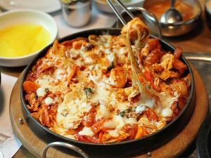 Kenyang Makan Sekaligus Hangout Malam di 5 Tempat Makan di Central Park Kenyang Makan Sekaligus Hangout Malam di 5 Tempat Makan di Central Park