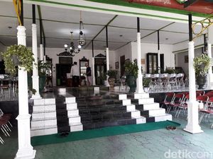 Keluarga Keraton Yogya Berduka, Putra Sultan HB IX Wafat Keluarga Keraton Yogya Berduka, Putra Sultan HB IX Wafat