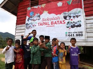 Teknologi (Bukan) Solusi Masalah Pendidikan