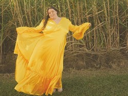 Jadi Model Bertubuh Gemuk, Wanita Ini Dapat Ancaman Pemerkosaan dan Kematian