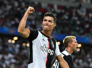 Ronaldo Tak Dimainkan, Fans Korea Tuntut Penyelenggara Ronaldo Tak Dimainkan, Fans Korea Tuntut Penyelenggara