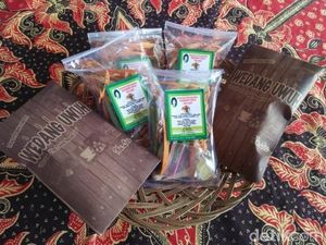 9 Oleh-oleh Khas Jogja yang Wajib Dibeli dan Tahan Lama 9 Oleh-oleh Khas Jogja yang Wajib Dibeli dan Tahan Lama