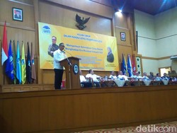 Di Depan Mahasiswa UIN, Mensos Bahas Tantangan Hadapi Era Industri 4.0