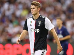 De Jong: De Ligt Bakal Susul Saya ke Barcelona