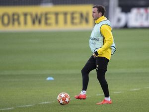 Mario Goetze Ada di Persimpangan