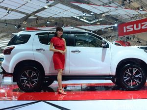 Pajak Nol Persen Digantung, Konsumen Tunda Beli Mobil