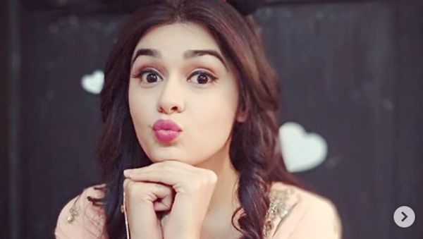 Pesona Eisha Singh, Bintang Serial Ishq Subhan Allah