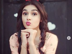 Pesona Eisha Singh, Bintang Serial Ishq Subhan Allah Pesona Eisha Singh, Bintang Serial Ishq Subhan Allah