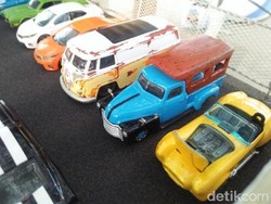 Mirip Aslinya, Miniatur Oplet Si Doel Tampil Nyentrik dan Unik