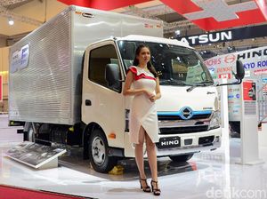 Truk Seirit Mobil MPV Truk Seirit Mobil MPV
