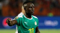 Sadio Mane bersama Timnas Senegal juga harus mengikuti putaran ketiga seperti Mesir untuk menuju Piala Dunia 2022. Bisa saja terjadi, kedua pemain Liverpool itu saling bentrok! (Reuters)