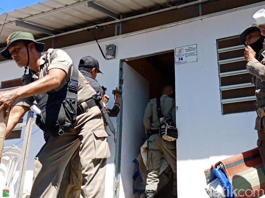 Pemkot Palu Keluarkan Warga Tak Layak Huni di Huntara Kabonena Pemkot Palu Keluarkan Warga Tak Layak Huni di Huntara Kabonena