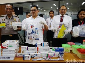 Polisi Bongkar Pabrik Obat Palsu, Omsetnya Rp 400 Juta