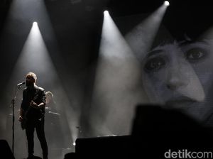 Video: Cerita Penonton Jauh-jauh dari Bangka Belitung Demi Cigarettes After Sex